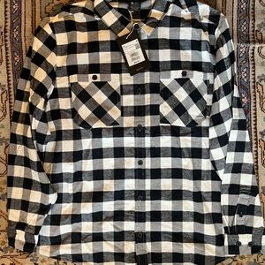 Burton Black and White Men’s XL Favorite Buffalo Check Flannel Shirt